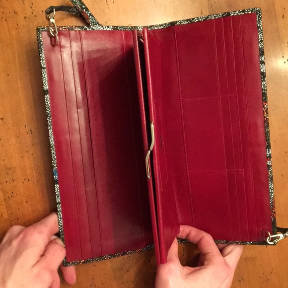 Lotus - Picture 5 of 8